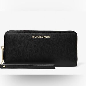 Michael Kors Jet Set Travel Continental Wallet NWT